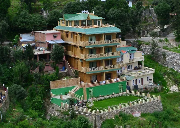 The Golden Peak, Hotel Mukteshwar