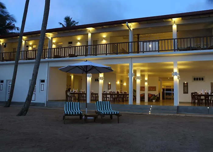 Oasis Ayurveda Beach Hotel Ambalangoda 
