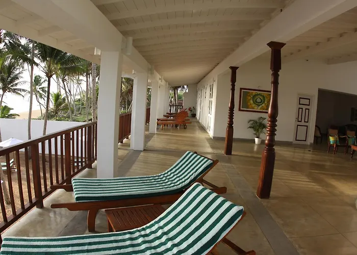 Oasis Ayurveda Beach Hotel Ambalangoda 