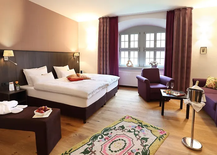 Hotel Garni Schloß Schönberg Bad Brambach