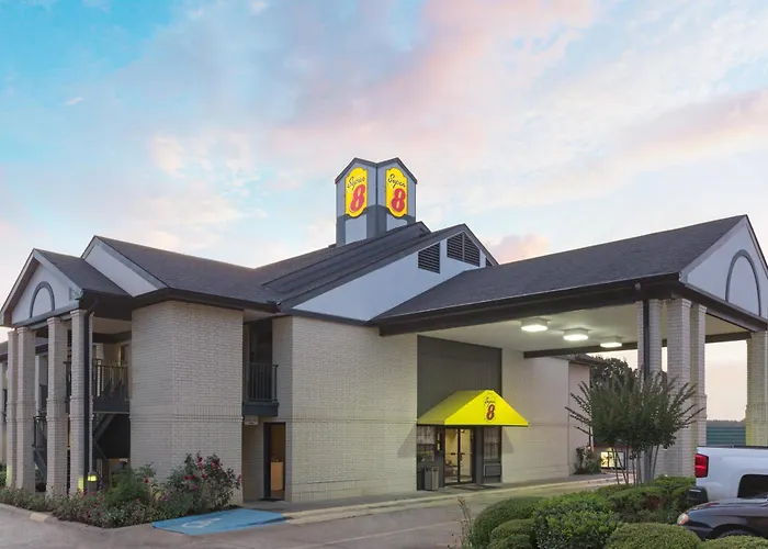 Super 8 By Wyndham Ruston Motel