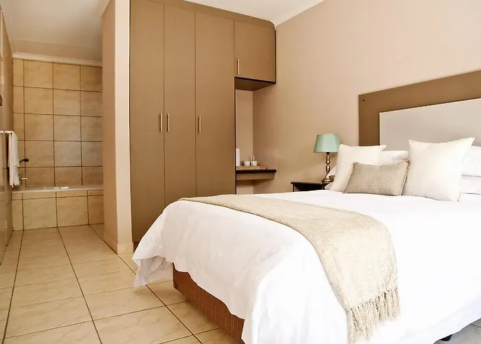 12 On Top Guesthouse Piet Retief