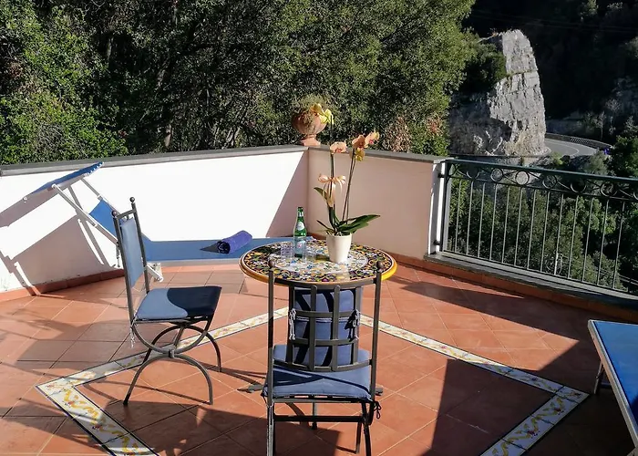 La Taverna Del Leone Positano