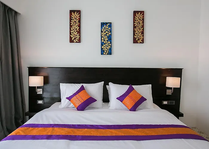 Saksuksmile Resort สุโขทัย