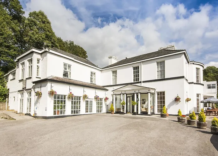 The Manor Hotel Crickhowell