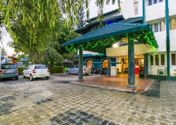 Haritagiri Hotel Kalpetta