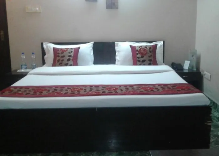 Pamposh Guest House Gk II Market New Delhi