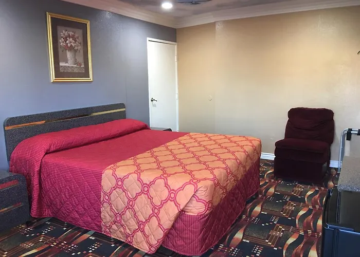 Budget Inn Lax-Lawndale