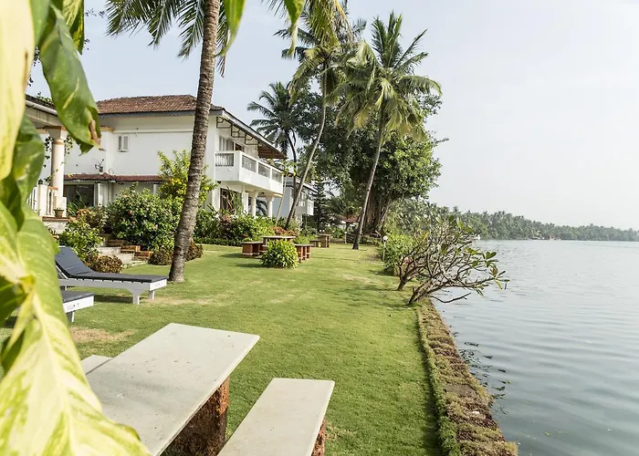 Shikara Beach Resort Cavelossim
