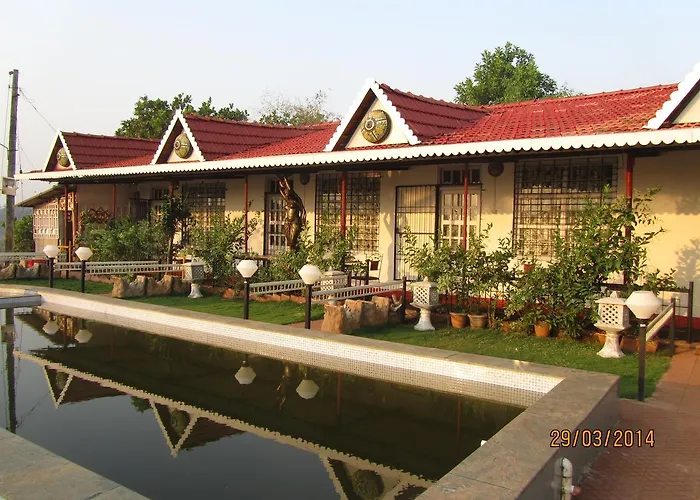 Sona Villa, The Lake Chalet Kudal 