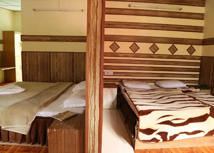 Adb Rooms Hotel Whispering River Manali 