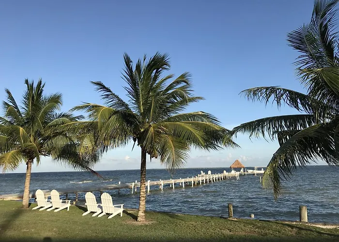 Tilt-Ta-Dock Resort Belize Corozal