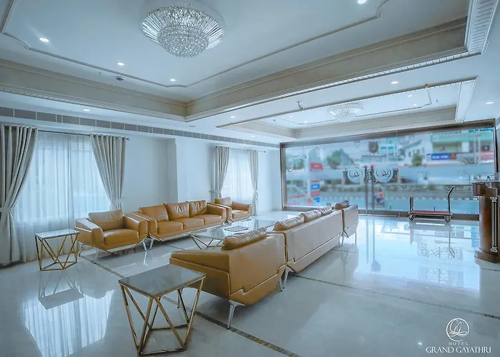 Hotel Grand Gayathri Khammam