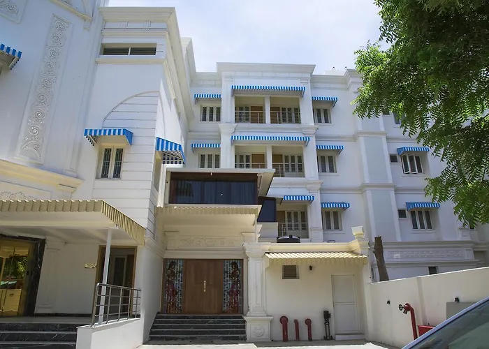 The Grand White Palace Mayiladuthurai