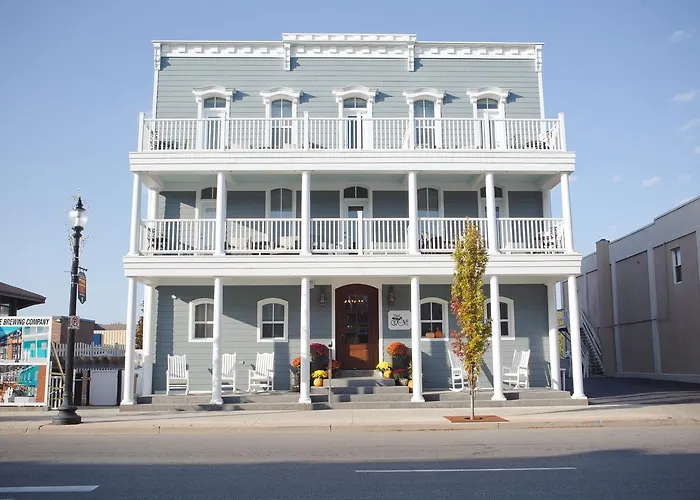 The Grove Hotel Kingsville