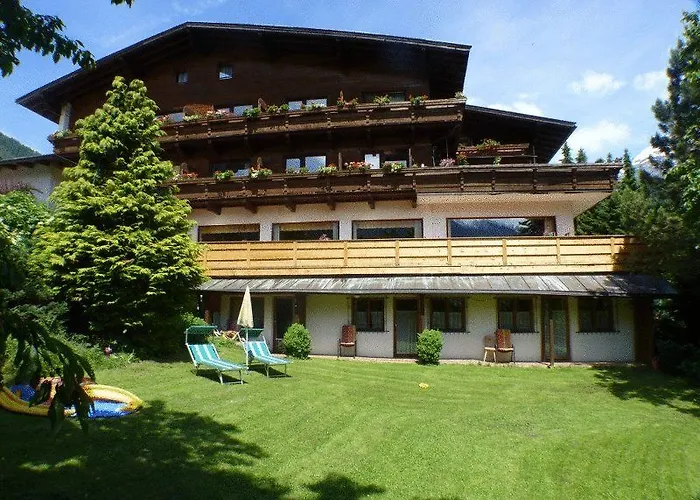 Hotel Rogen Neustift im Stubaital
