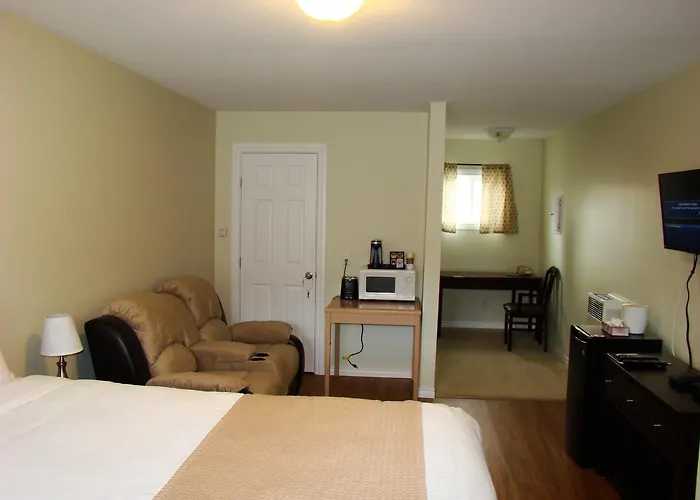 Paddock Inn Coleman