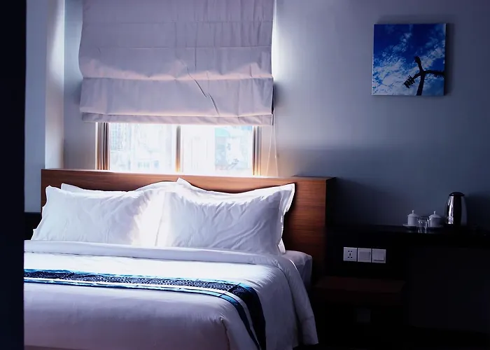 Hotel Azure Yangon