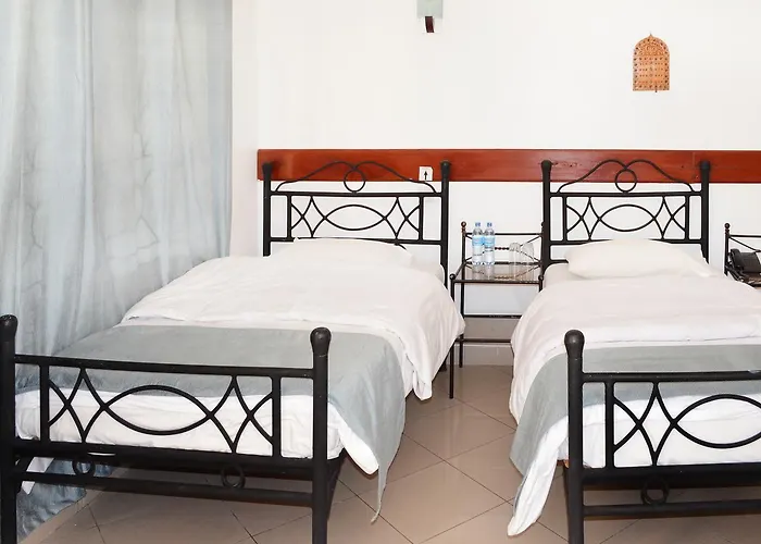 Arusha Naaz Hotel