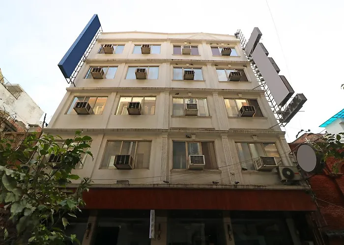 The Raj At New Delhi Railway Station Hotel
