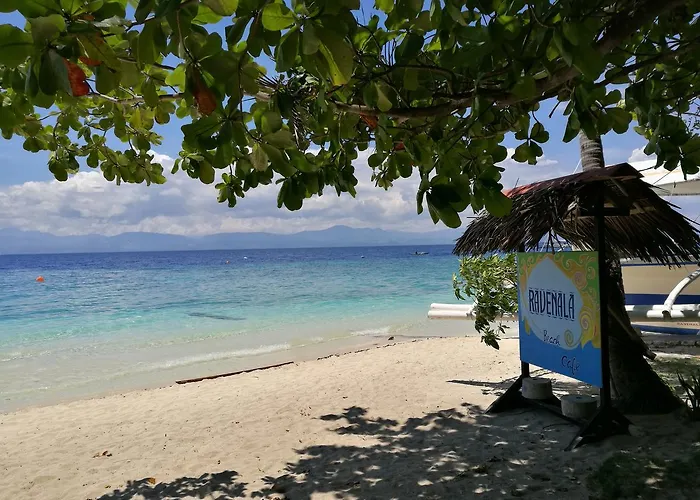 Ravenala Beach Bungalows Moalboal
