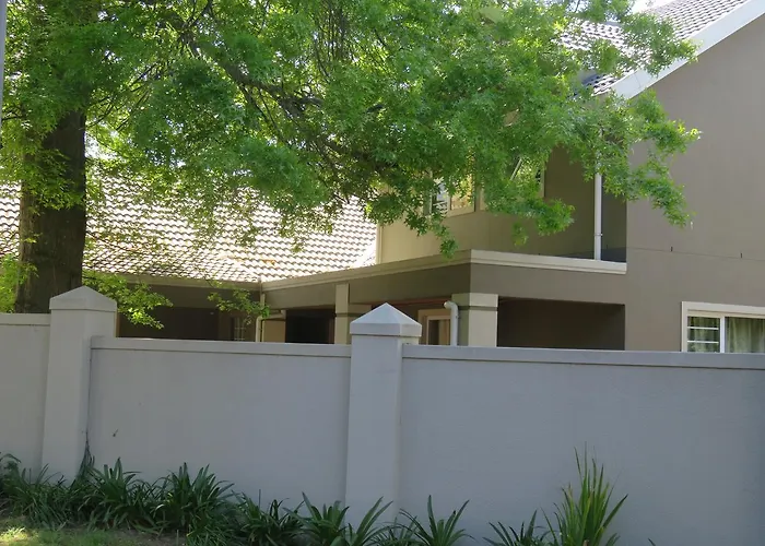 Milas Place Somerset West