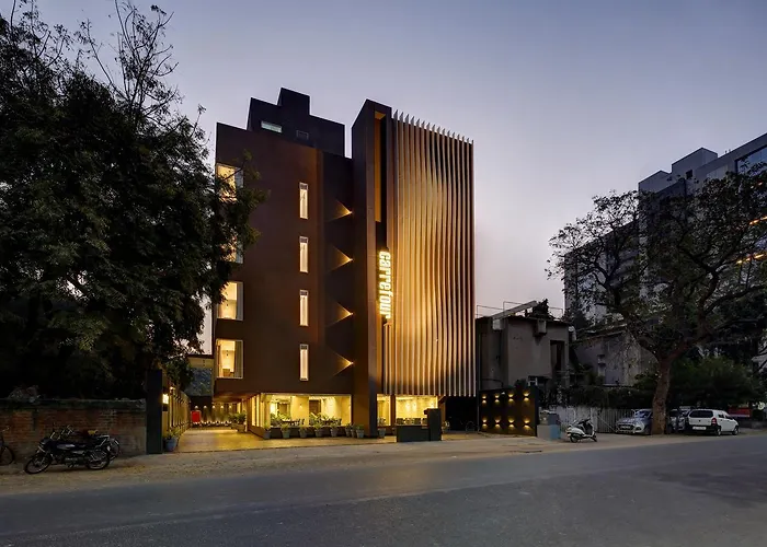 Hotel Carrefour Ahmedabad