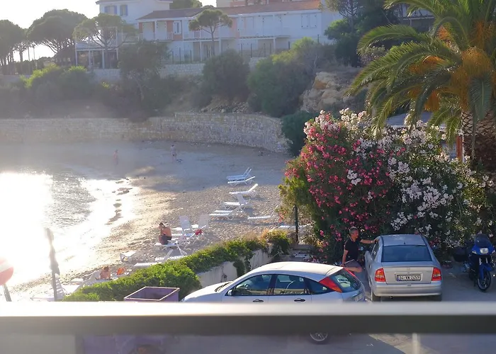 Mert Otel Çeşme