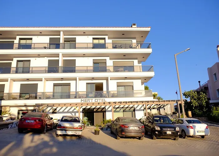 Mert Otel Çeşme