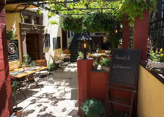 Hotel Reichsschenke Zum Ritter Götz Garni Kröv