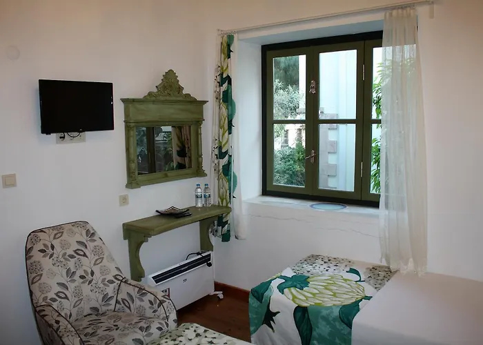 Dalyan Butik Otel Hayat Bahcesi Ayvalı
