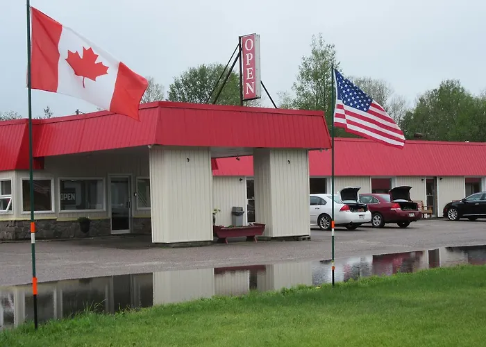 Village Inn Motel Iron Bridge