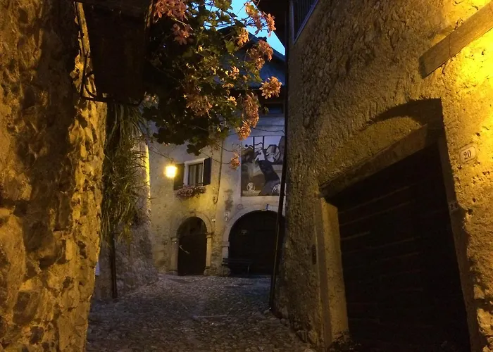 La Piazzetta Di Canale B&B Tenno