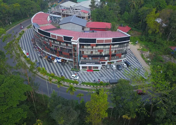 Wayanad Royal Crown Hotel Kalpetta