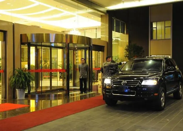 Golden Dragonball Hotel Guilin