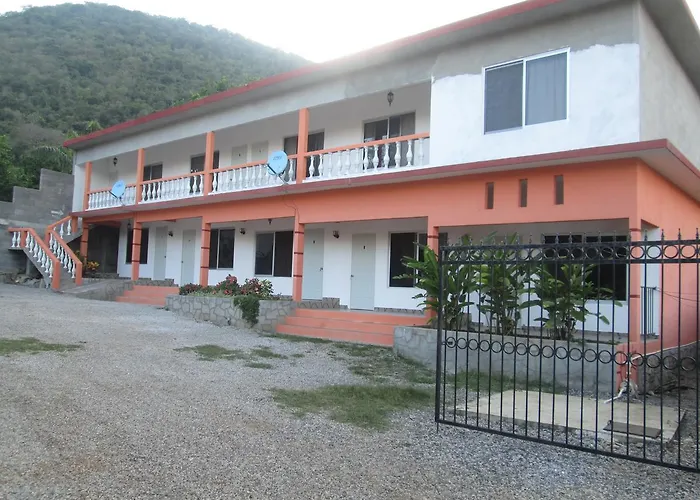 Hotel Pedregal Tamasopo