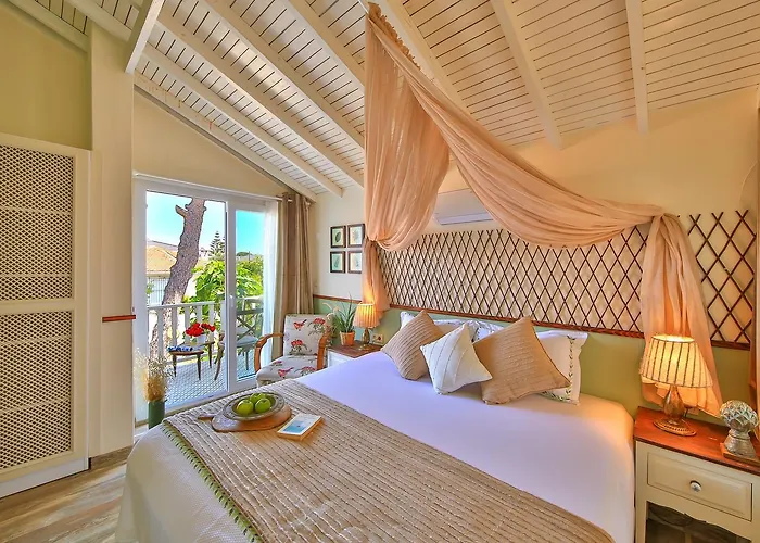Palas Ilica Çeşme