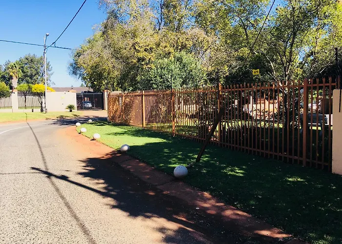 Riverton Manor Centurion