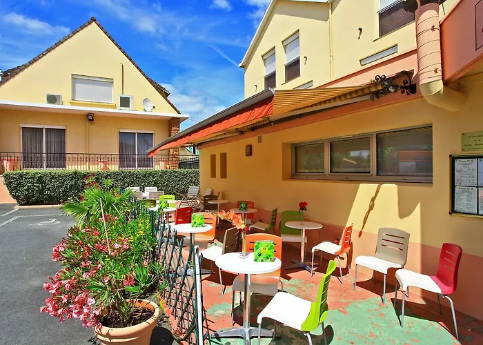 Le Point Du Jour Hotel La Roche-sur-Yon