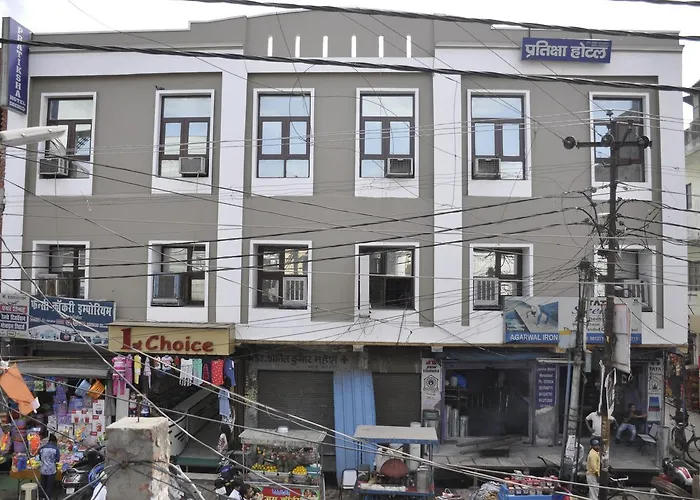 Hotel Pratiksha Moradabad