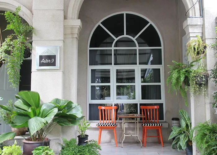 Aster 9 House Bed & Breakfast Bangkok