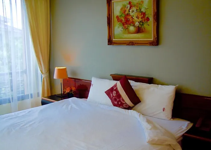 Moonlight House Hotel Nakhon Ratchasima