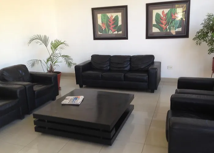 Hotel Brandts Ejecutivo Los Robles Managua