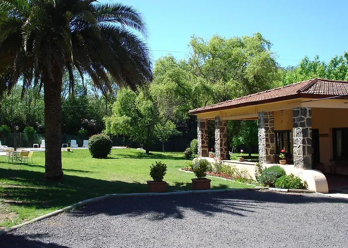 Las Acacias - Posada de Campo Villa General Belgrano