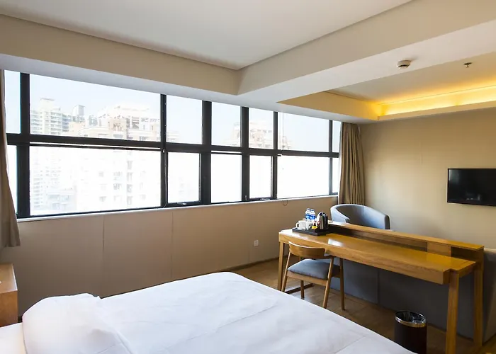 Ji Hotel Shanghai Jiangqiao Wanda Plaza