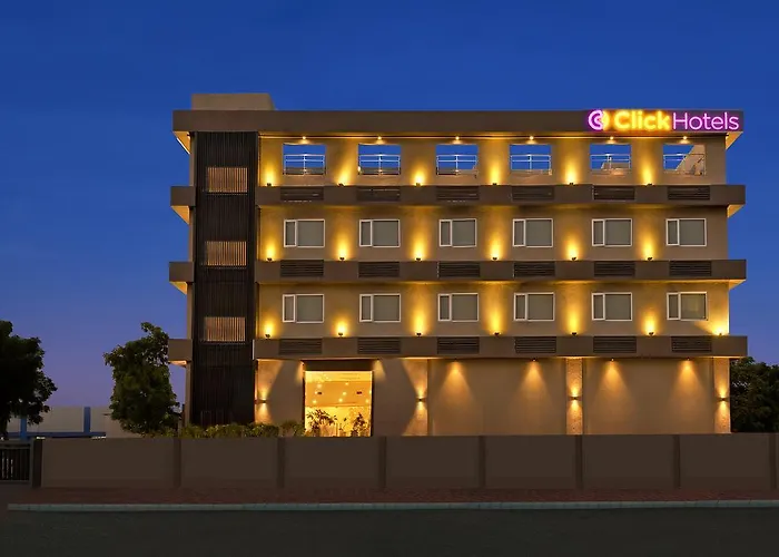 Click Hotel Bhuj