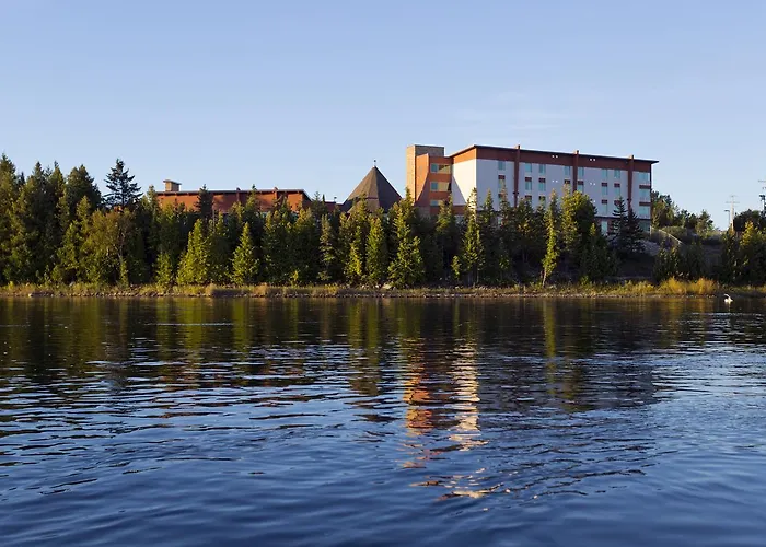 Manitoulin Hotel & Conference Centre Little Current