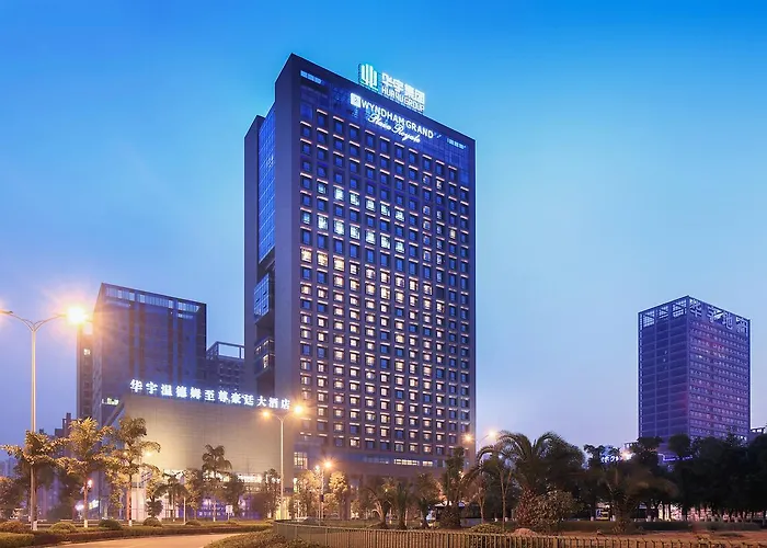 Wyndham Grand Plaza Royale Huayu Chongqing Hotel
