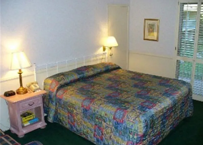 The Santa Anita Inn Arcadia