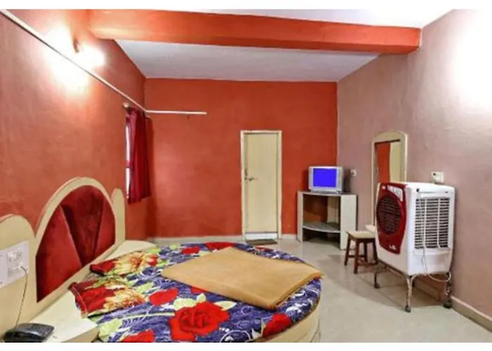 Hotel Parikalp New Pachmarhi